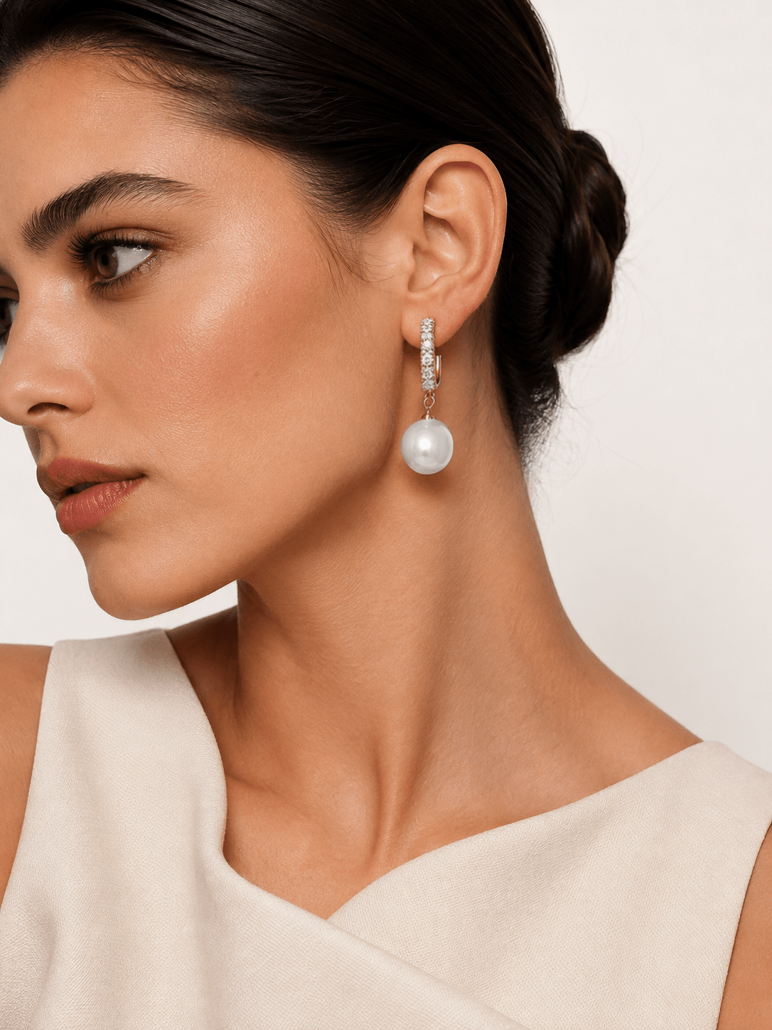 Moon Pearl Earrings